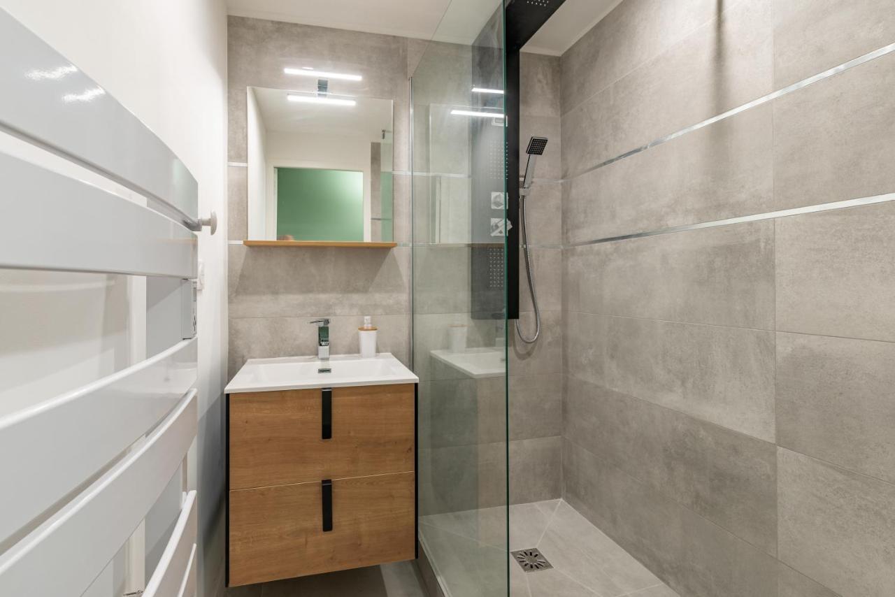 Amja Proche Clinique Saint-Roch Apt 3 Chambres 3 Salles De Bain Parking Gratuit Ideal Famille Groupe Coworking 10 Min Centre Ville 10 Min Plage 5 Min Sortie Autoroute Montpellier Zewnętrze zdjęcie